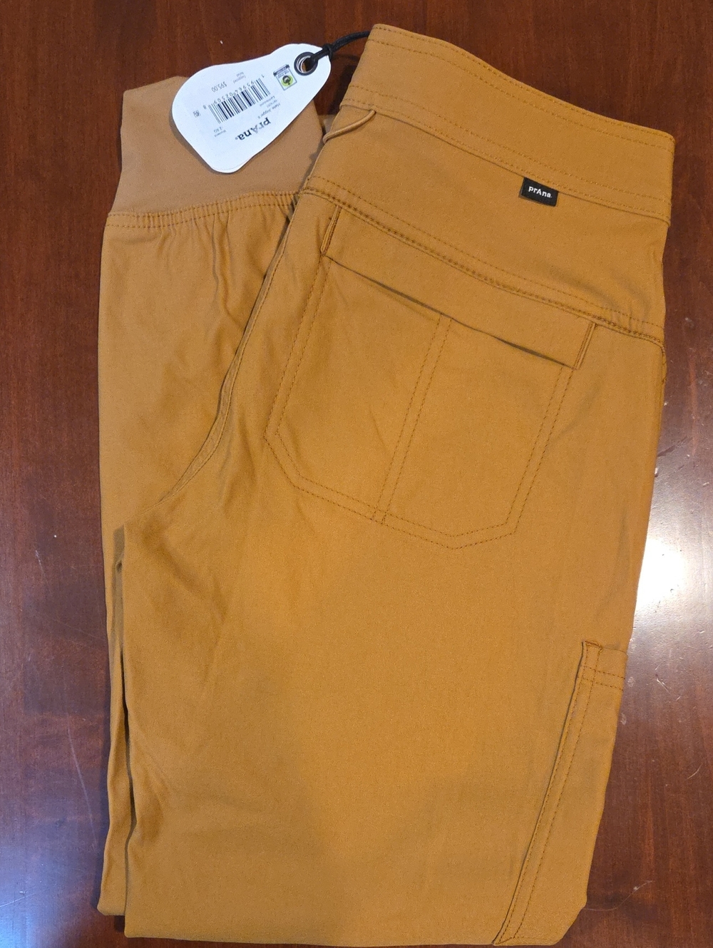 Prana Halle Jogger II Women’s Cargo Pants in Caramel Brown